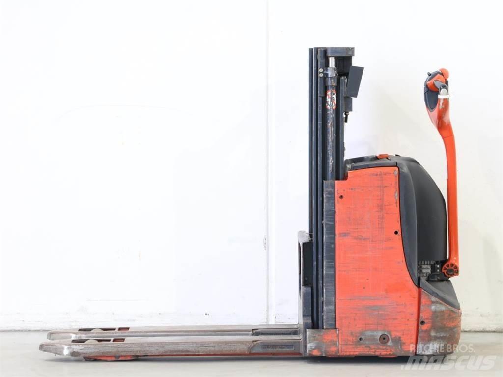 Linde D08/1160-00 行走控制式堆積機