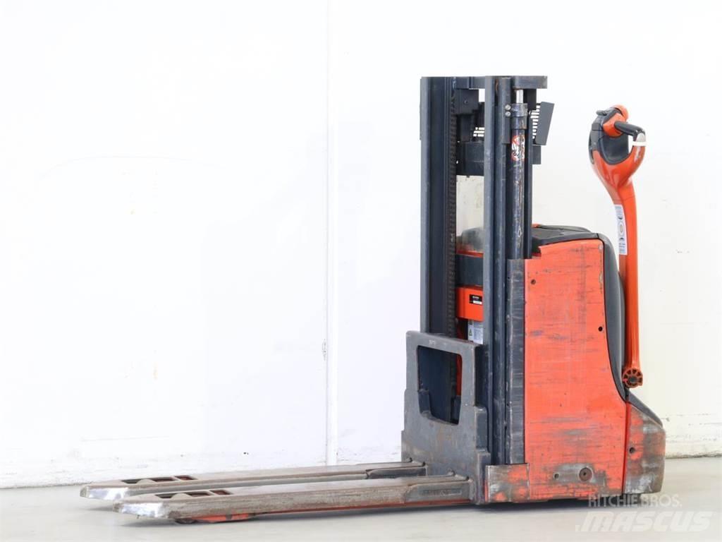 Linde D08/1160-00 行走控制式堆積機
