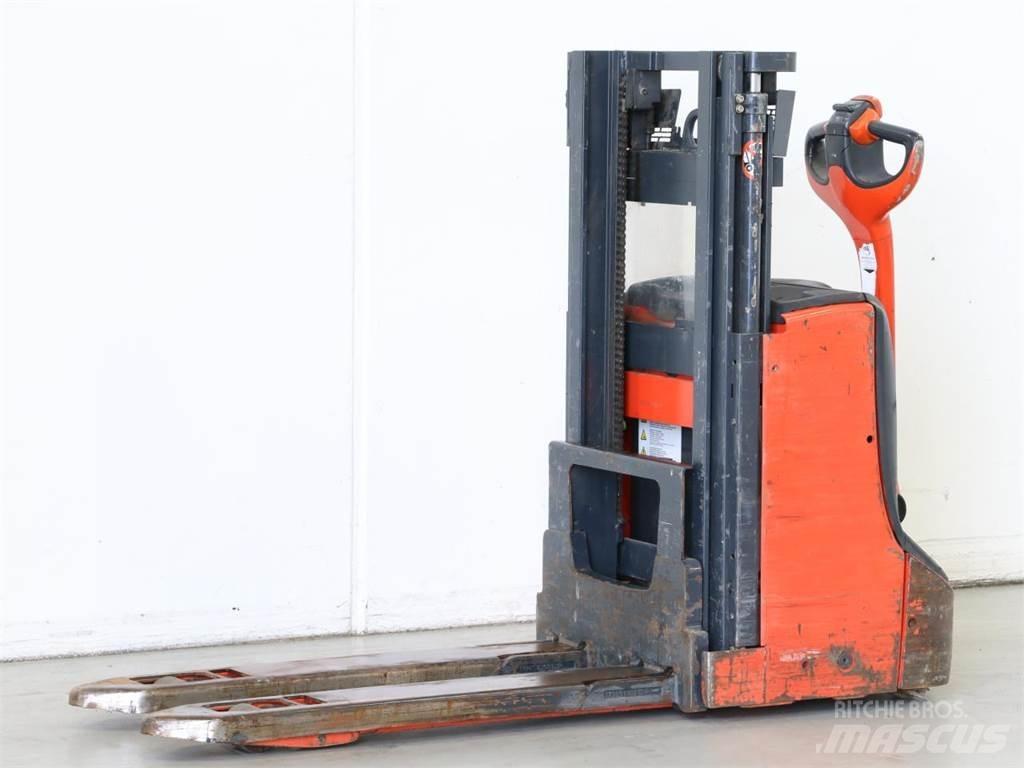 Linde D08/1160-00 行走控制式堆積機