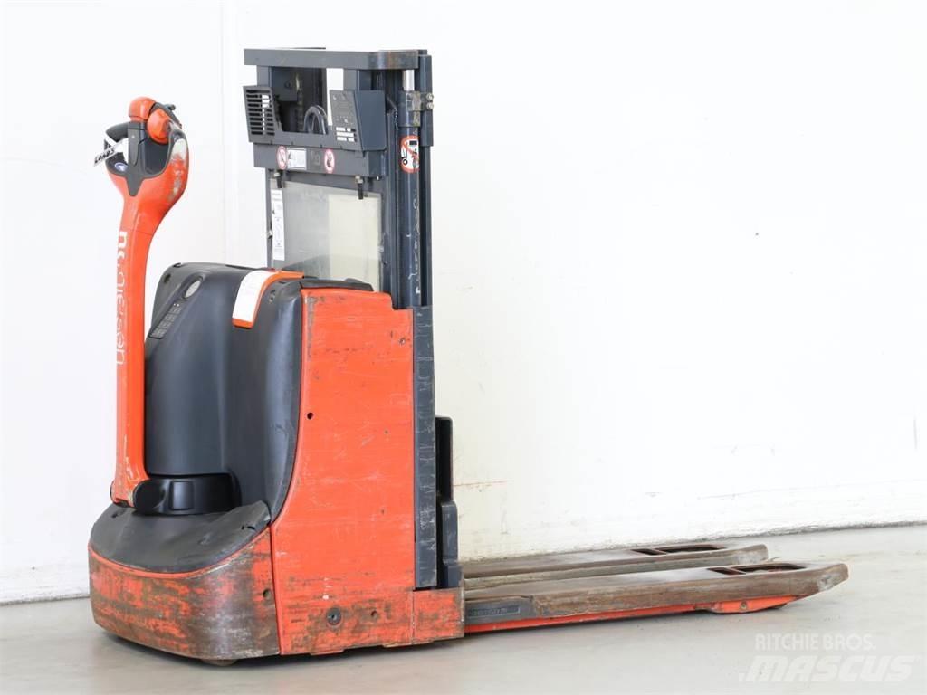 Linde D08/1160-00 行走控制式堆積機