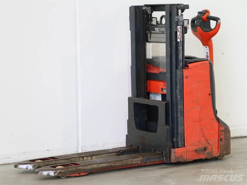Linde D08/1160-00 行走控制式堆積機