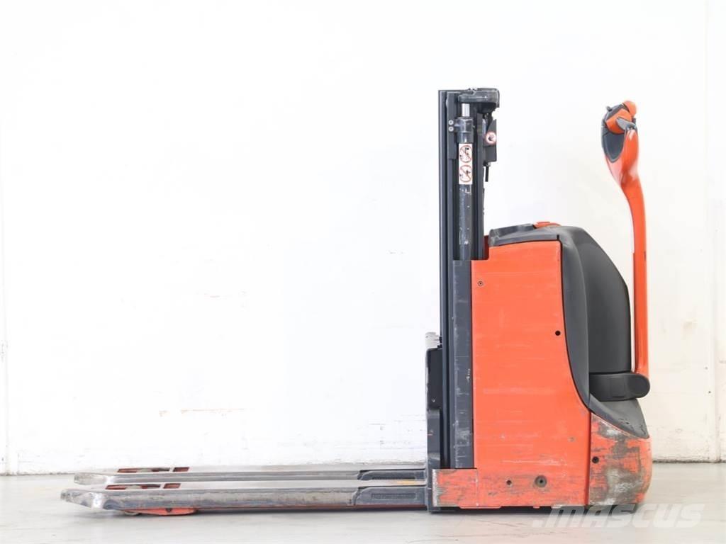 Linde D08/1160-00 行走控制式堆積機