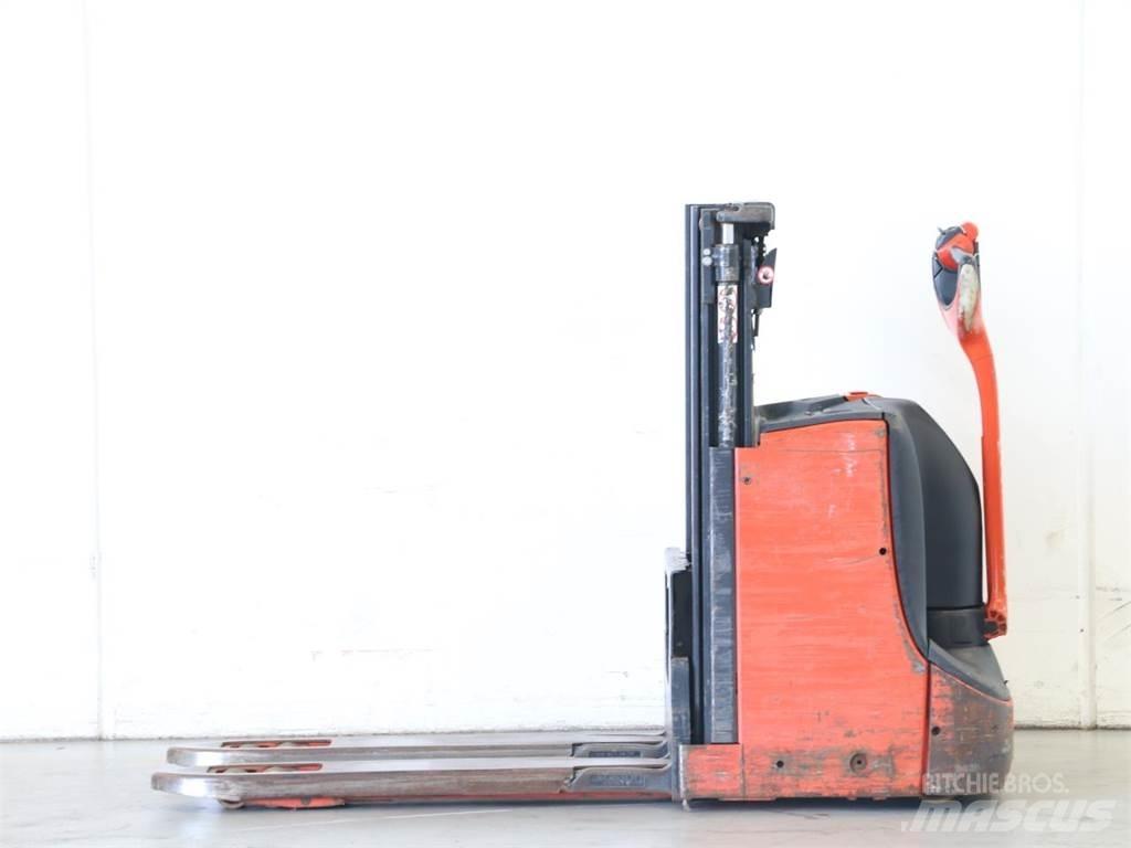 Linde D08/1160-00 行走控制式堆積機
