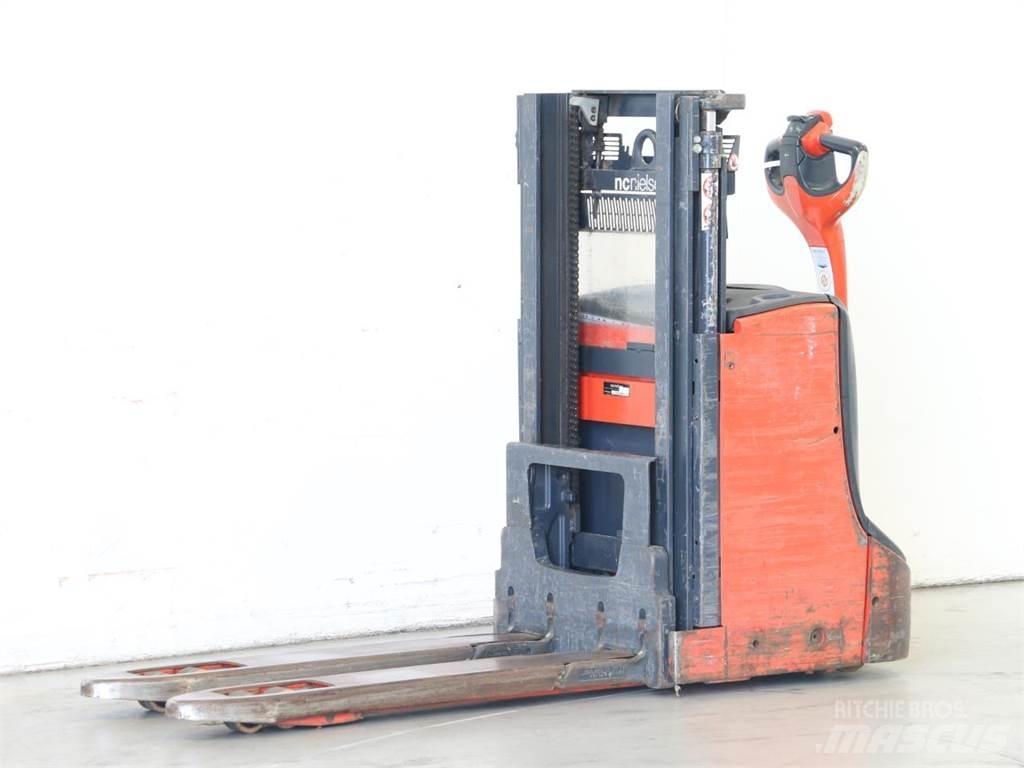 Linde D08/1160-00 行走控制式堆積機