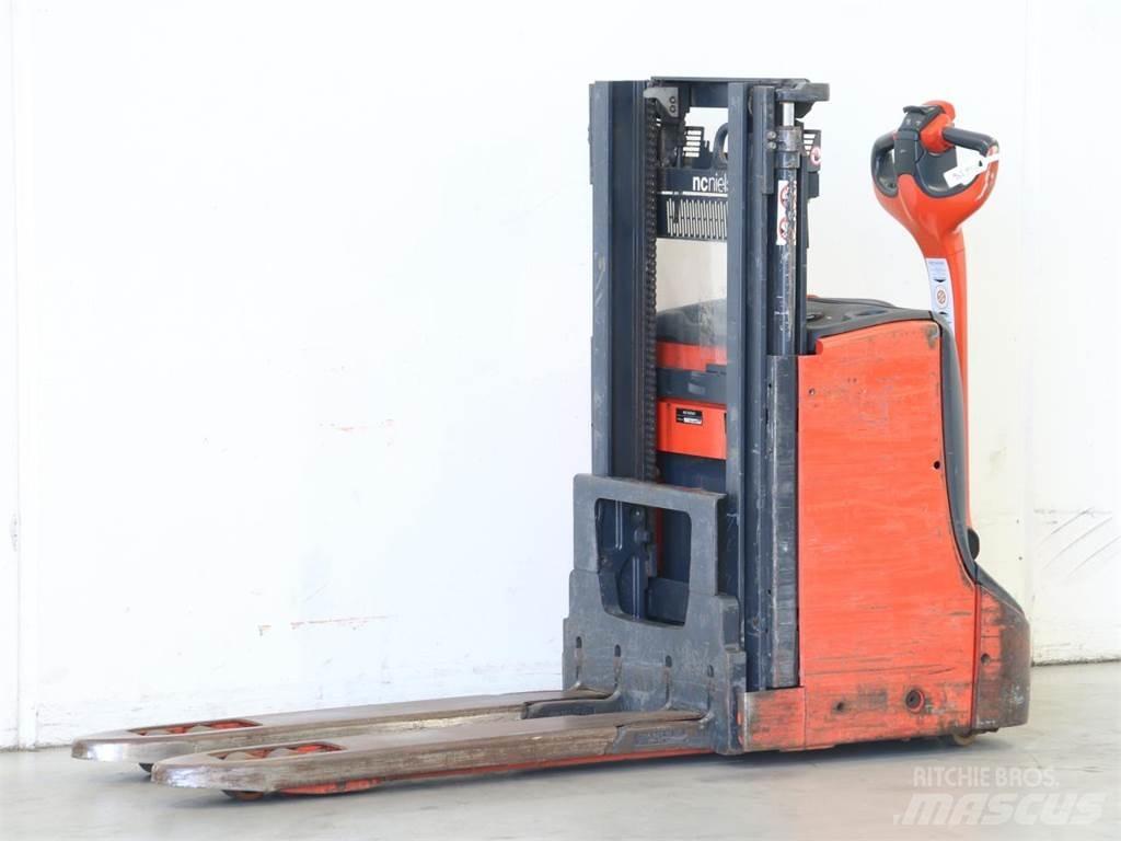 Linde D08/1160-00 行走控制式堆積機