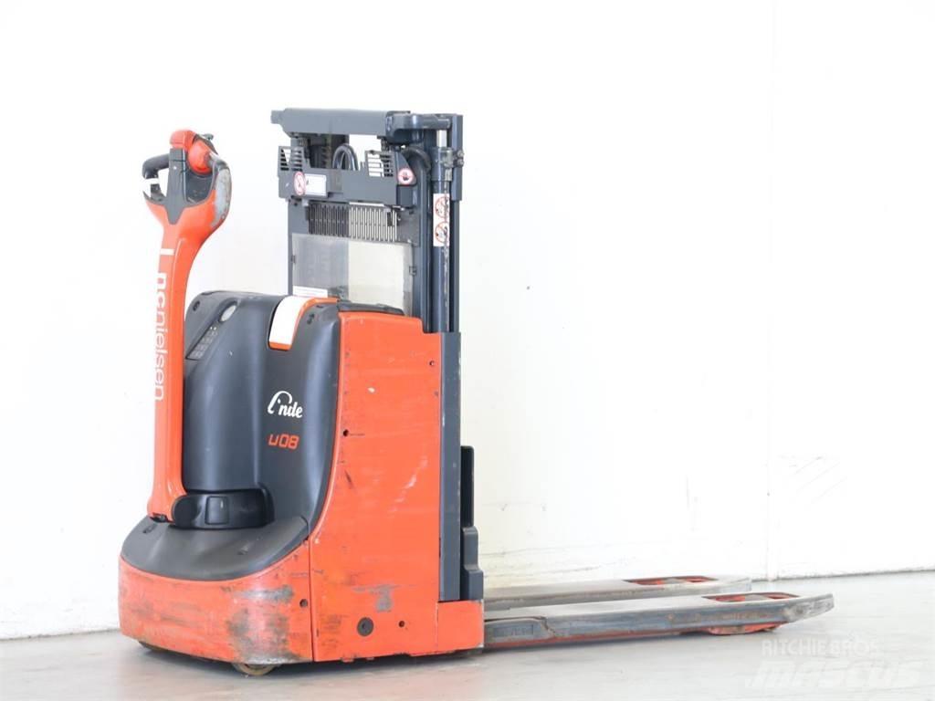 Linde D08/1160-00 行走控制式堆積機