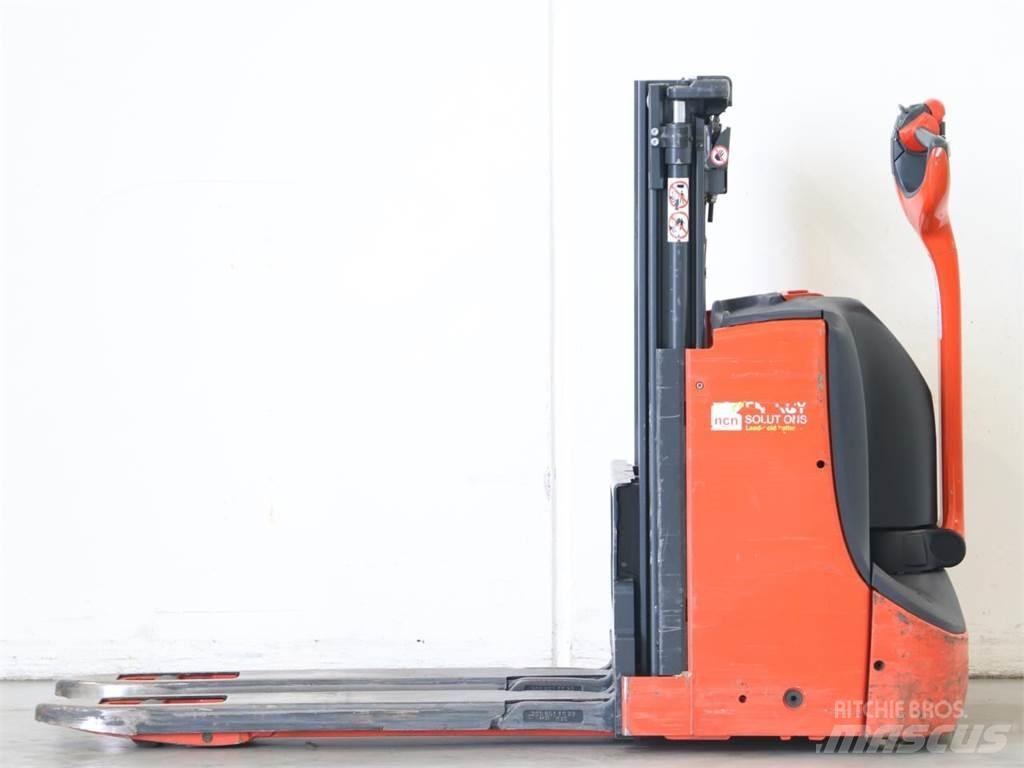 Linde D08/1160-01 行走控制式堆積機