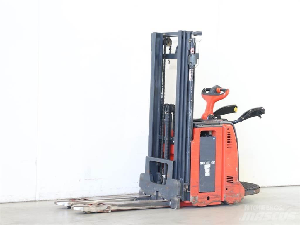 Linde D12AP/133 行走控制式堆積機