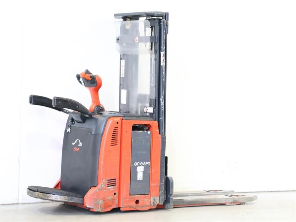 Linde D12AP/133 行走控制式堆積機