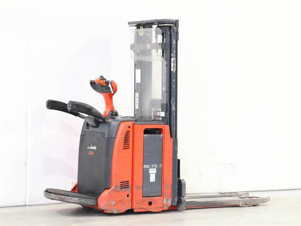 Linde D12AP/133 行走控制式堆積機
