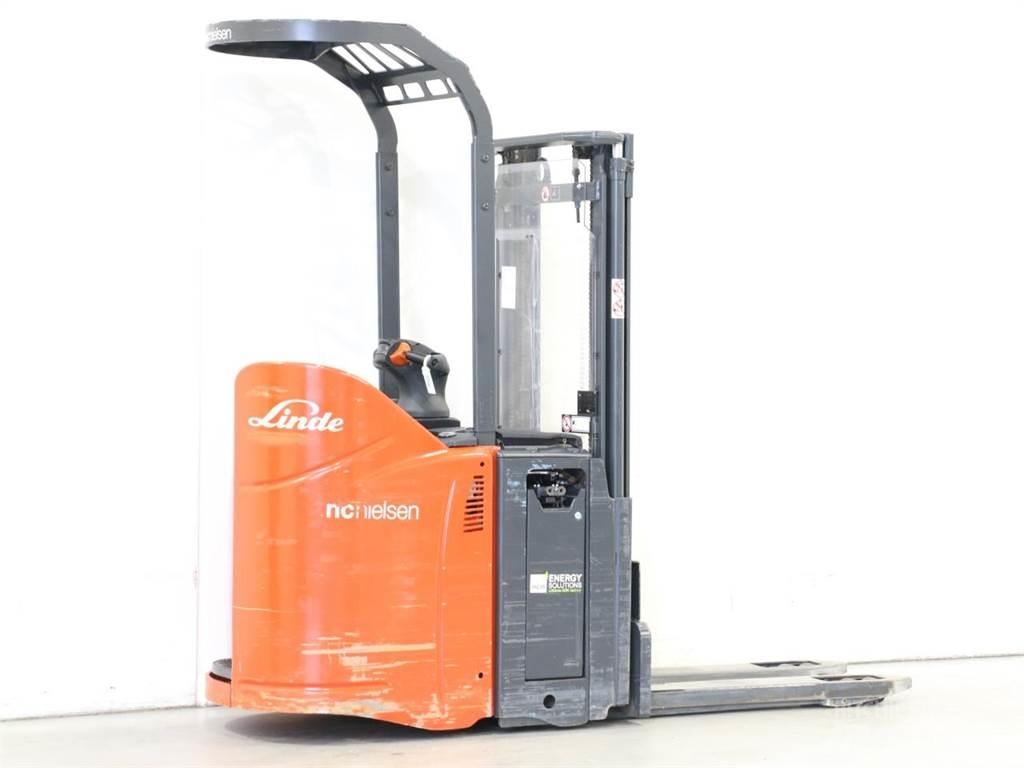 Linde D12SP/133 行走控制式堆積機
