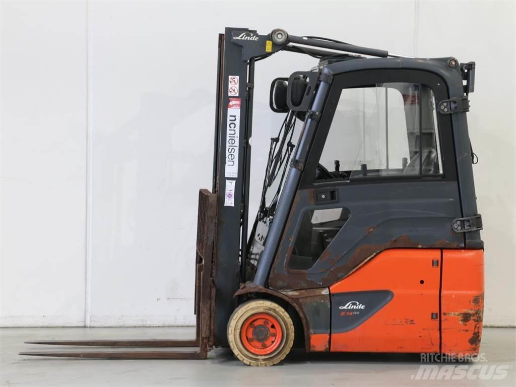 Linde E14/386-02 EVO 電動堆高機