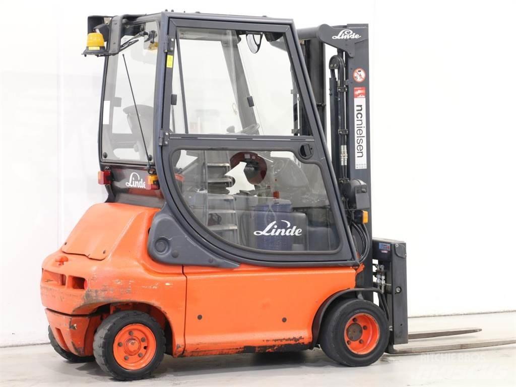 Linde E20P/335-02 電動堆高機