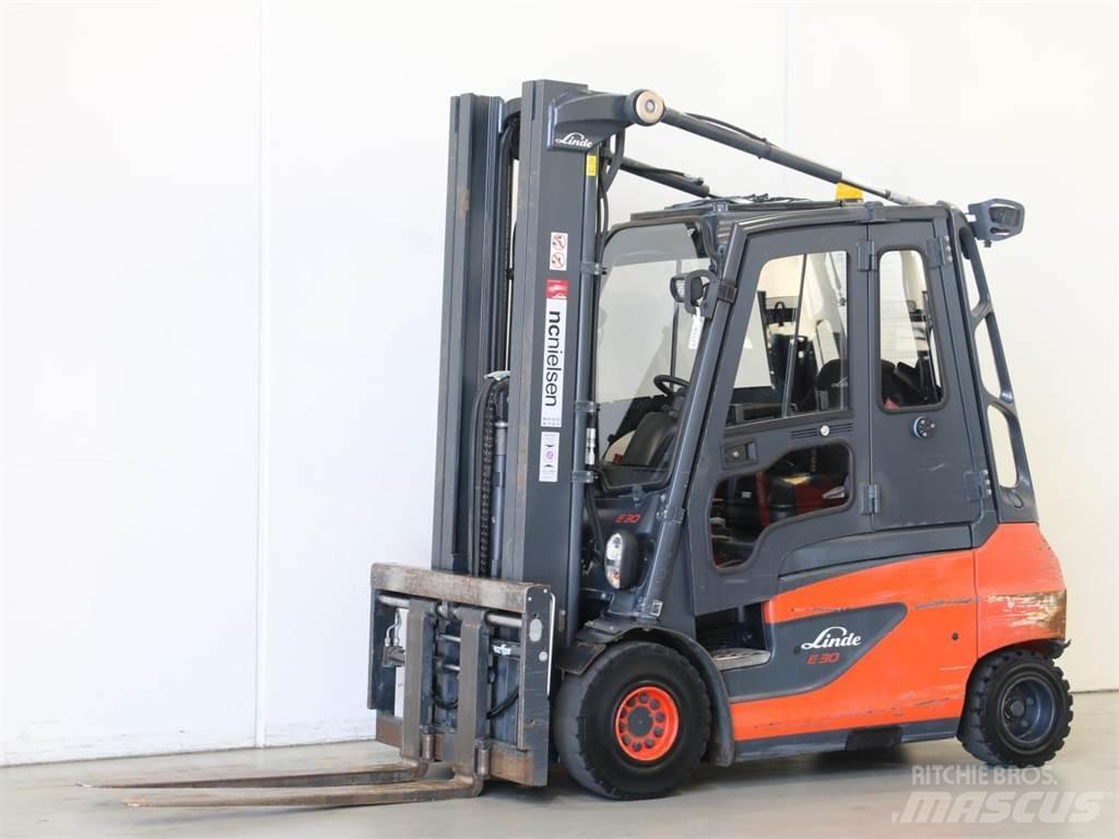 Linde E30/387 電動堆高機