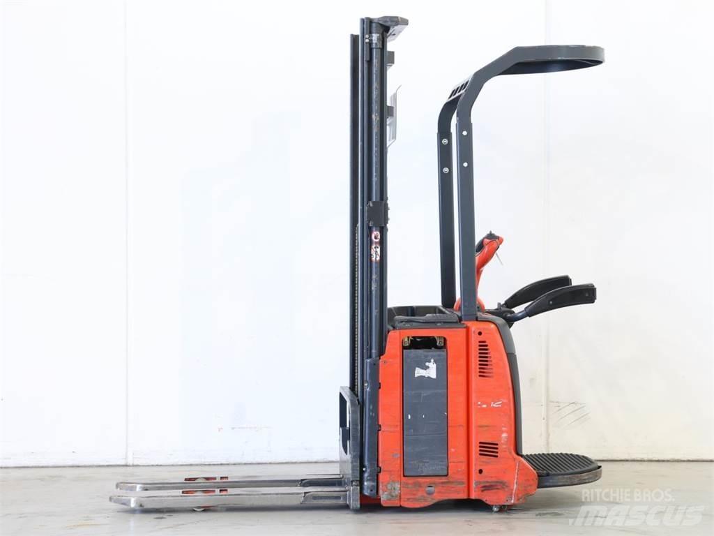 Linde L12AP/133-00 行走控制式堆積機