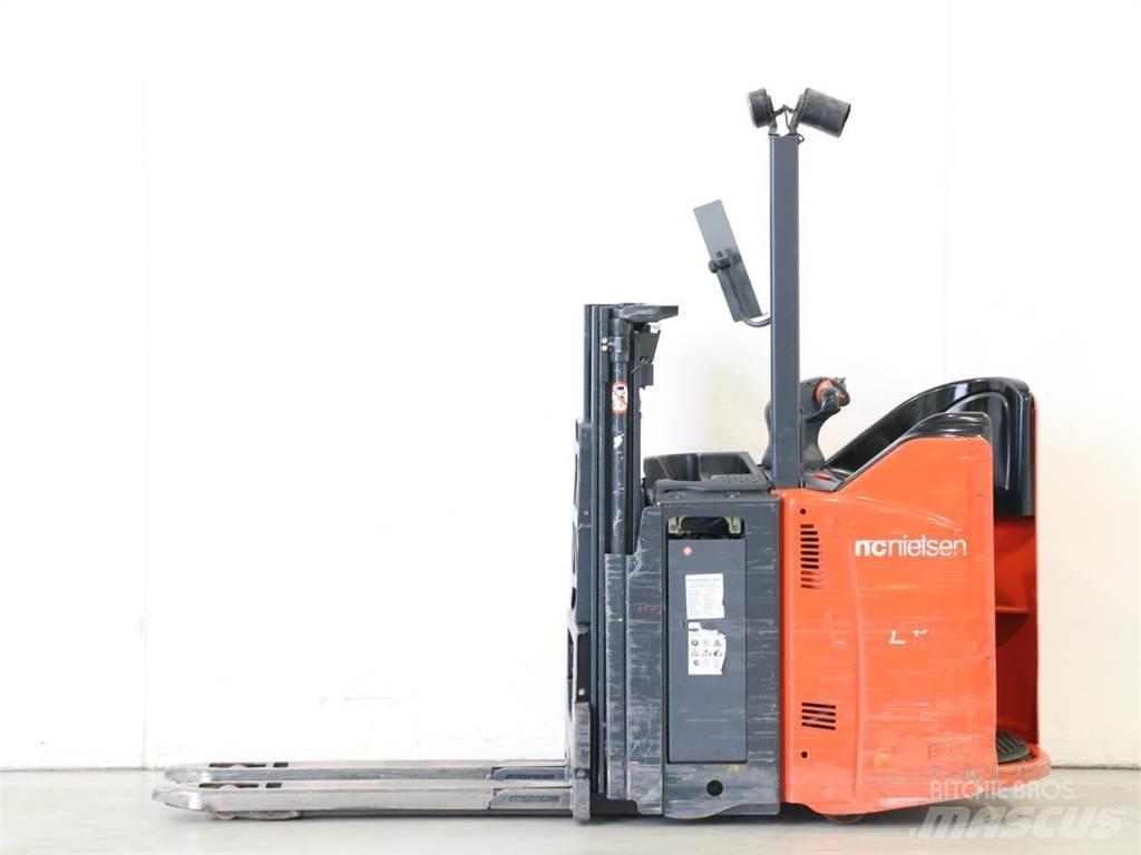 Linde L12LSP/133 行走控制式堆積機