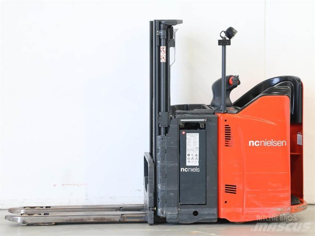 Linde L12LSP/133 行走控制式堆積機