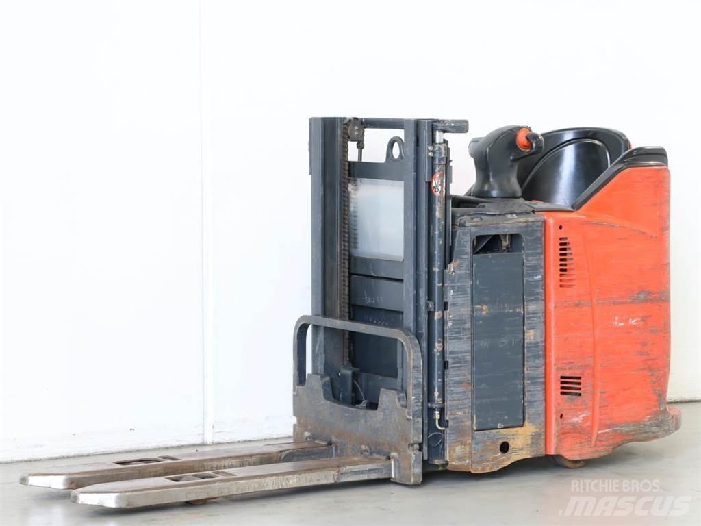 Linde L12SP/133 行走控制式堆積機