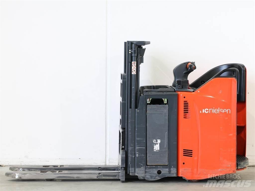 Linde L12SP/133-00 行走控制式堆積機