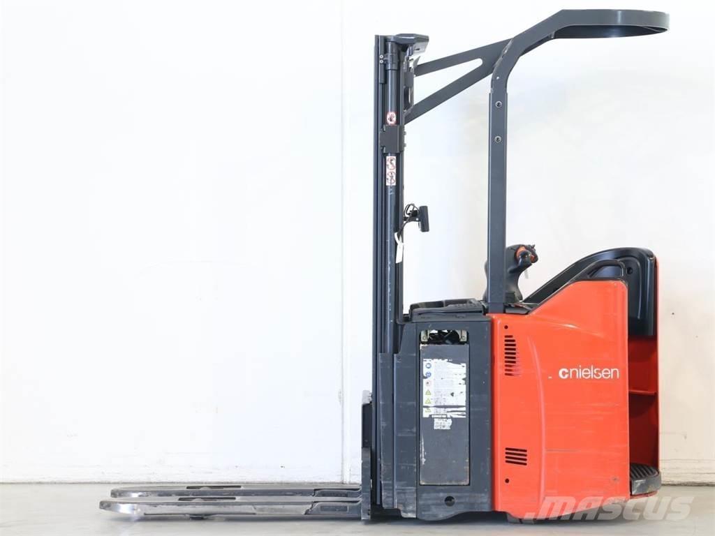 Linde L12SP/133-07 行走控制式堆積機