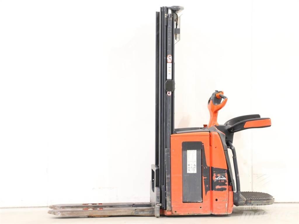 Linde L14AP/1173 行走控制式堆積機