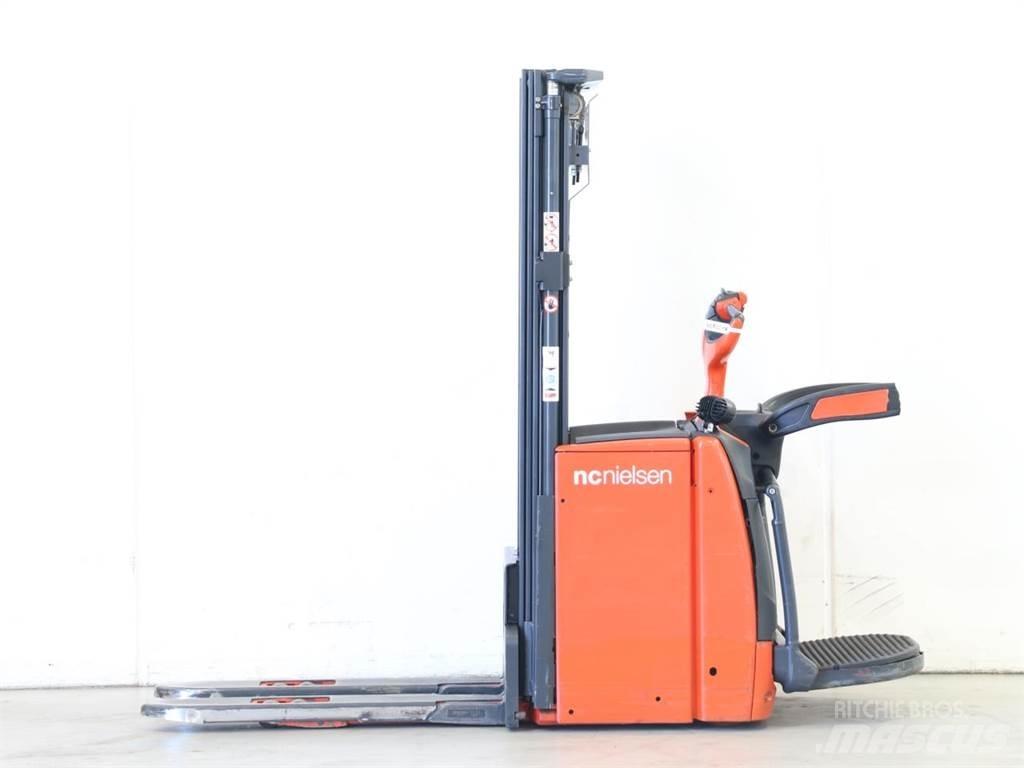 Linde L14AP/1173 行走控制式堆積機