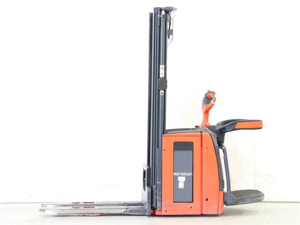 Linde L14AP/1173 行走控制式堆積機