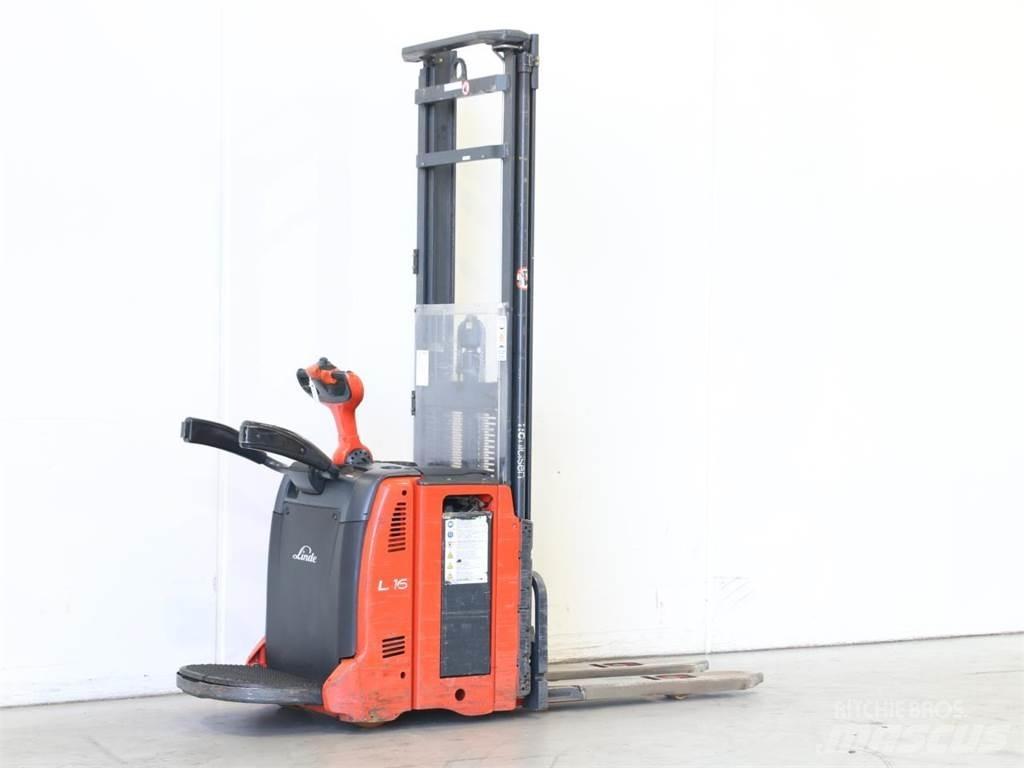 Linde L14AP/133 行走控制式堆積機