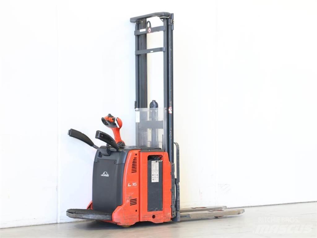 Linde L14AP/133 行走控制式堆積機
