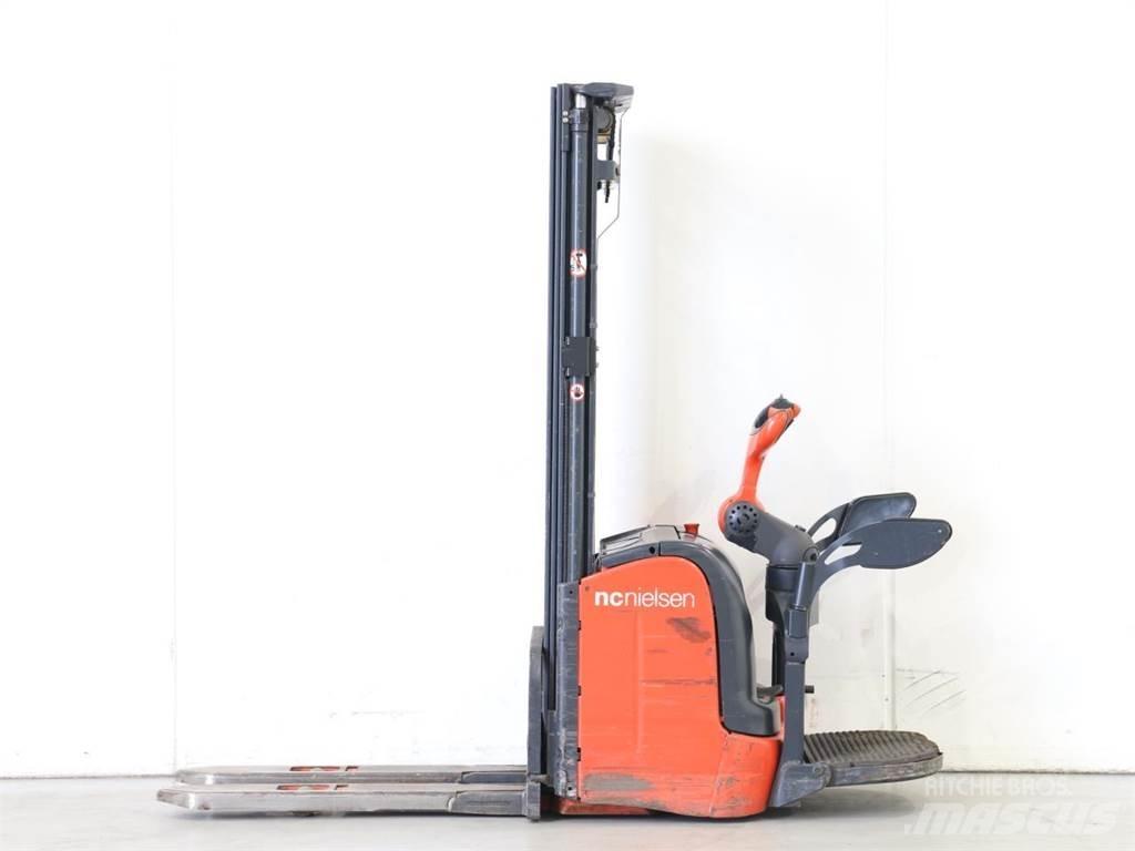 Linde L14AP/372 行走控制式堆積機