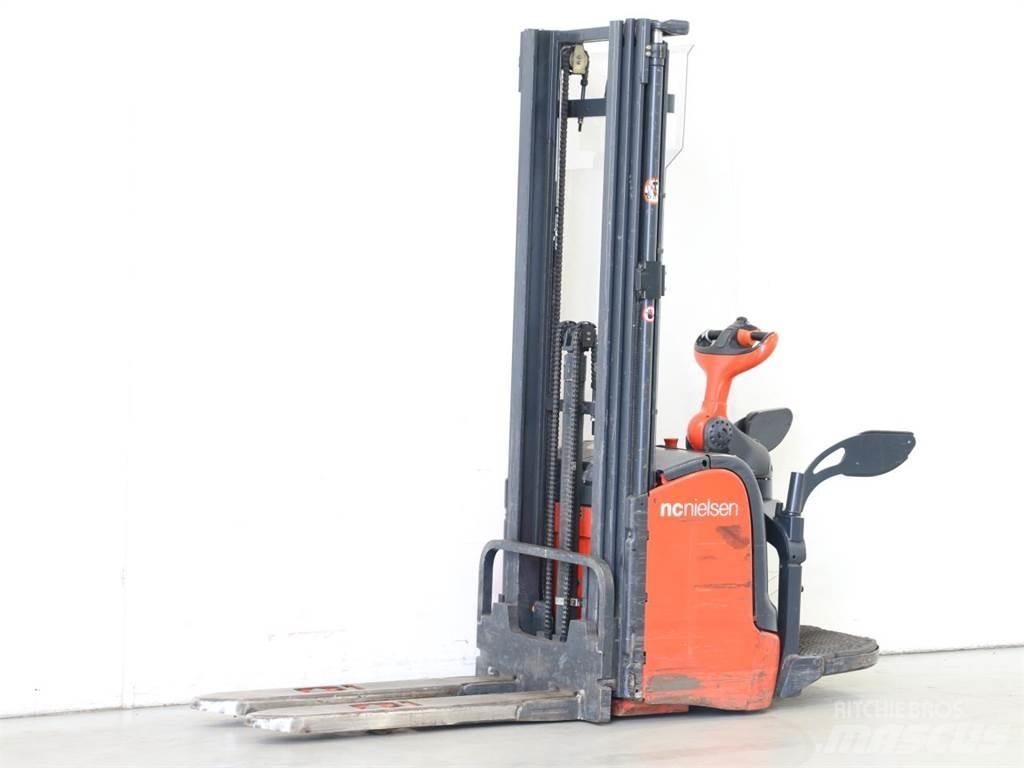 Linde L14AP/372 行走控制式堆積機