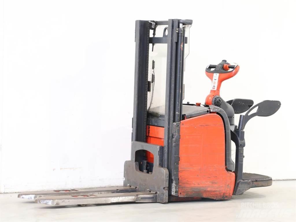Linde L14AP/372 行走控制式堆積機