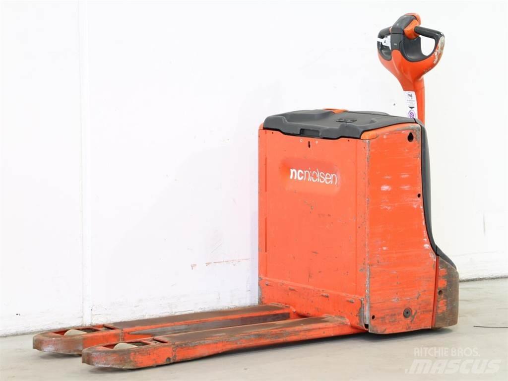 Linde T16/1152 行走控制式堆積機