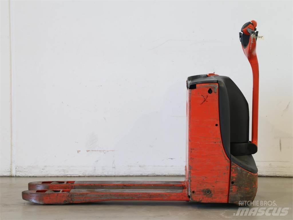 Linde T16/1152 行走控制式堆積機