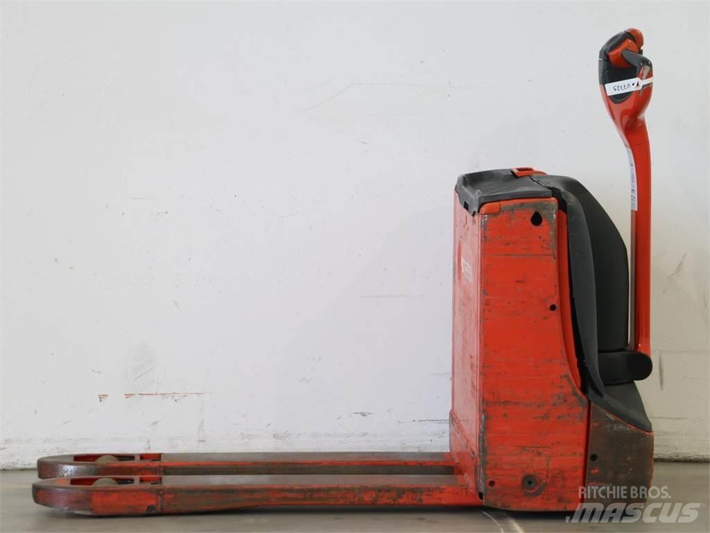 Linde T16/1152 行走控制式堆積機