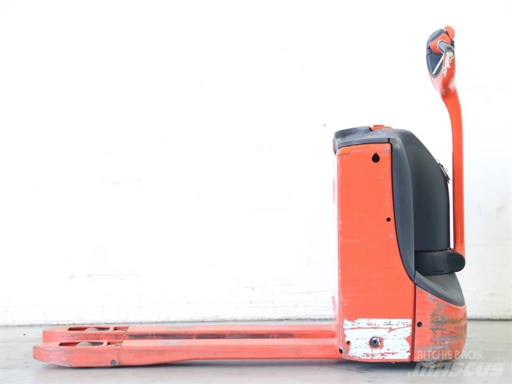 Linde T16/1152 行走控制式堆積機