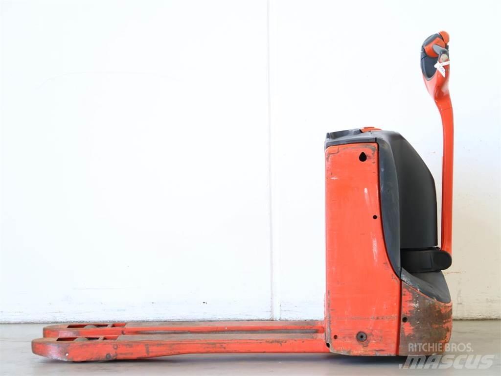 Linde T16/1152 行走控制式堆積機