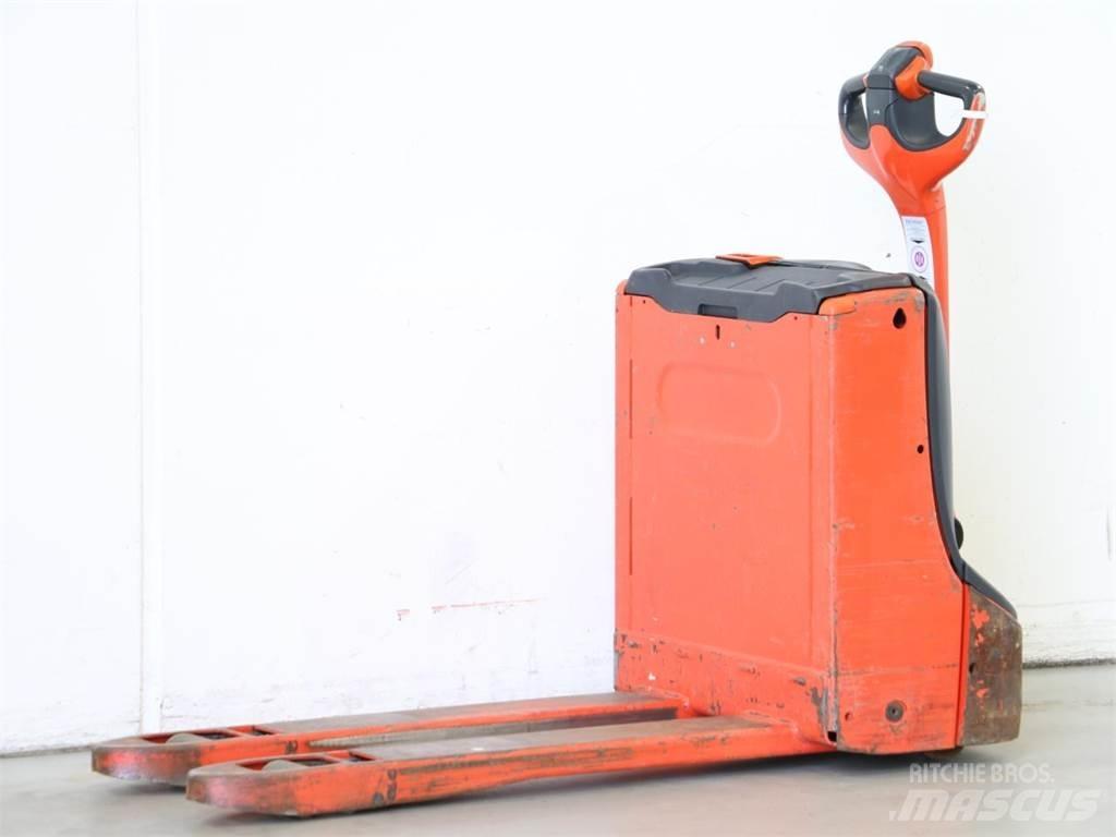 Linde T16/1152 行走控制式堆積機