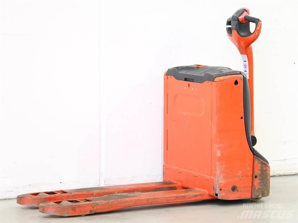 Linde T16/1152 行走控制式堆積機