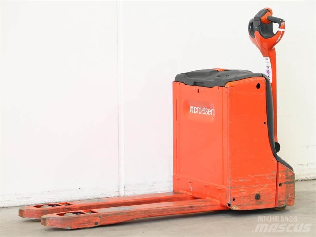Linde T16/1152 行走控制式堆積機