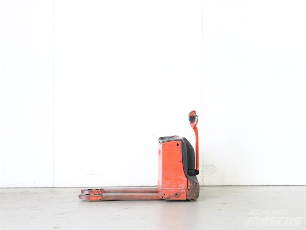 Linde T16/1152 行走控制式堆積機