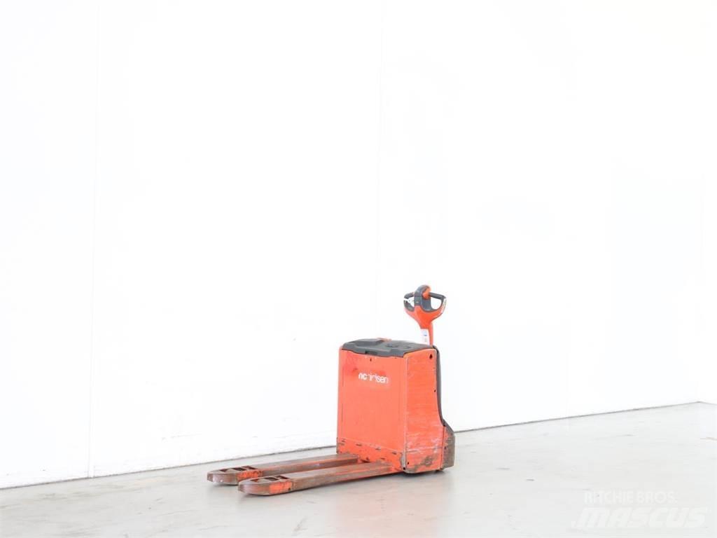 Linde T16/1152 行走控制式堆積機