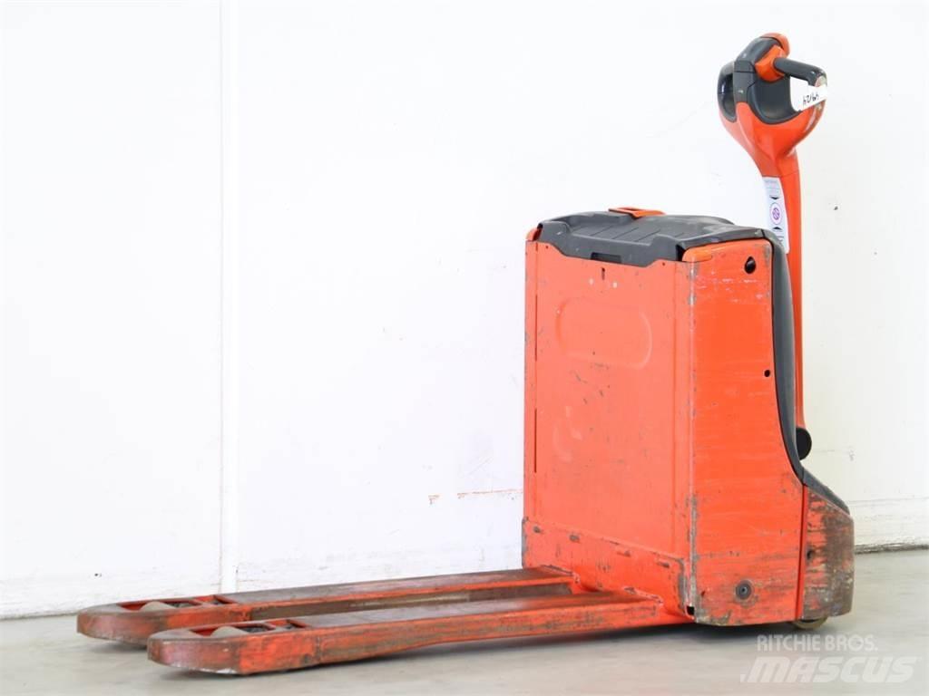 Linde T16/1152 行走控制式堆積機
