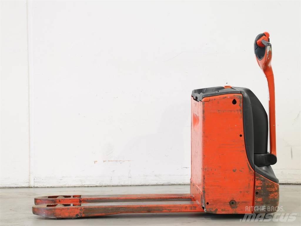 Linde T16/1152 行走控制式堆積機