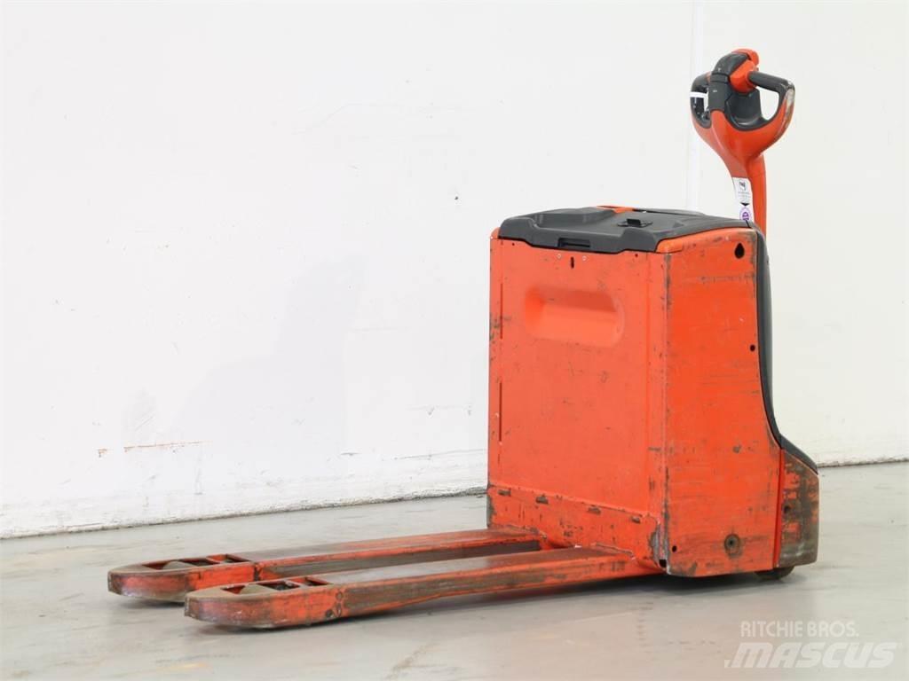 Linde T16/1152 行走控制式堆積機