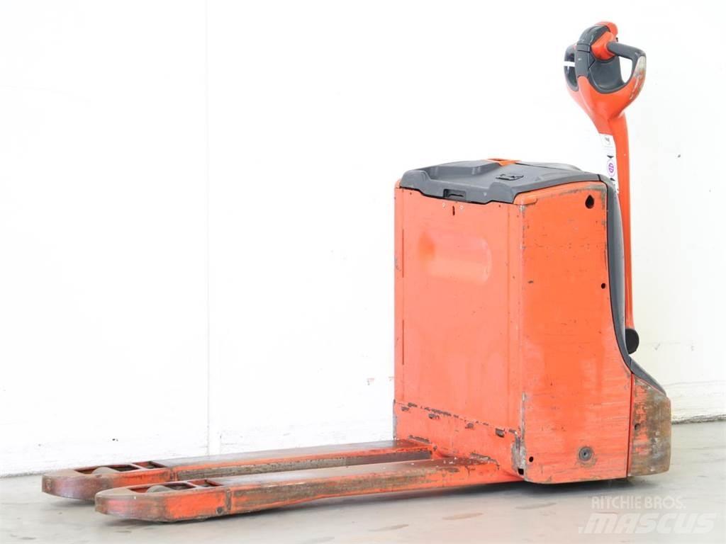 Linde T16/1152 行走控制式堆積機