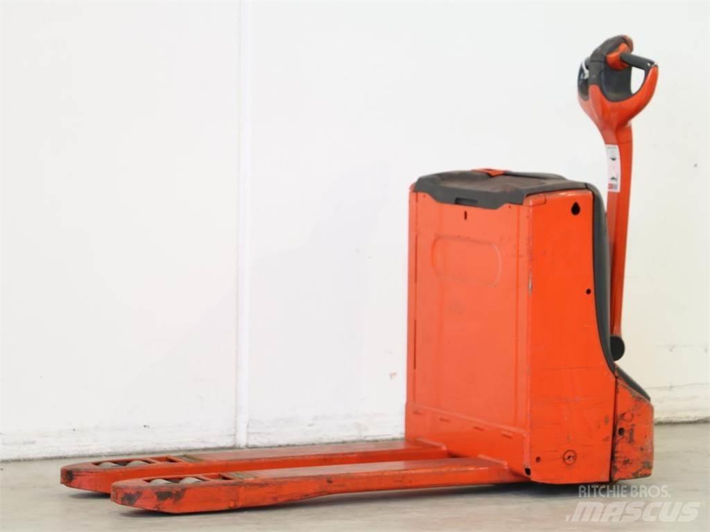 Linde T16/1152 行走控制式堆積機