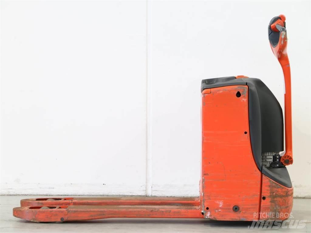 Linde T16/1152 行走控制式堆積機
