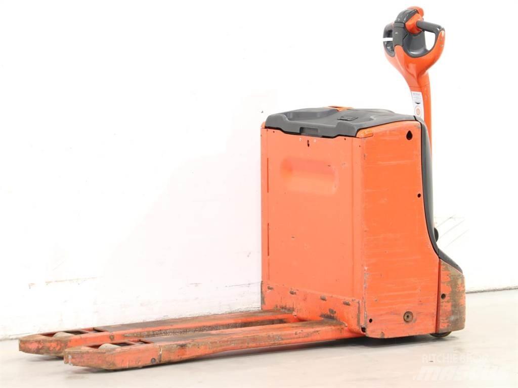 Linde T16/1152 行走控制式堆積機