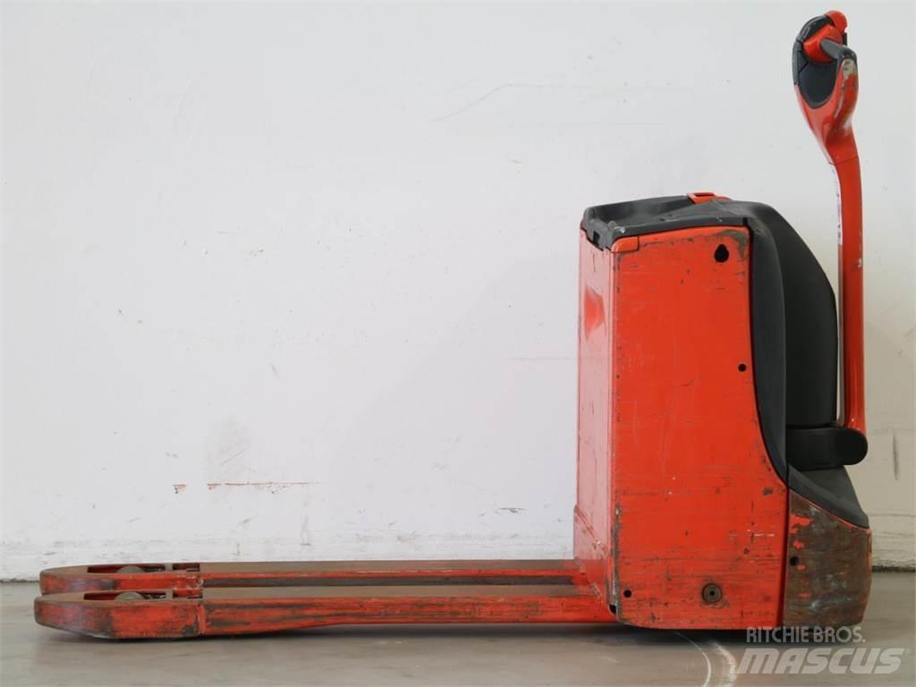 Linde T16/1152 行走控制式堆積機